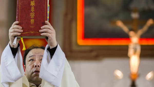 china-christians-articleLarge